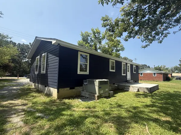 501 Smith Ave, Hohenwald, TN 38462