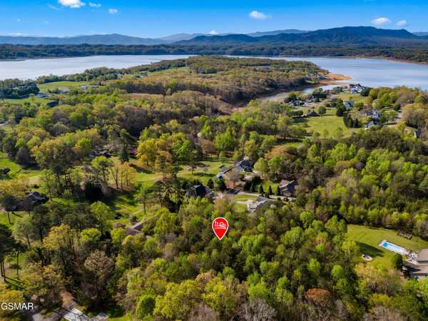 13 Back Nine Drive, Baneberry, TN 37890