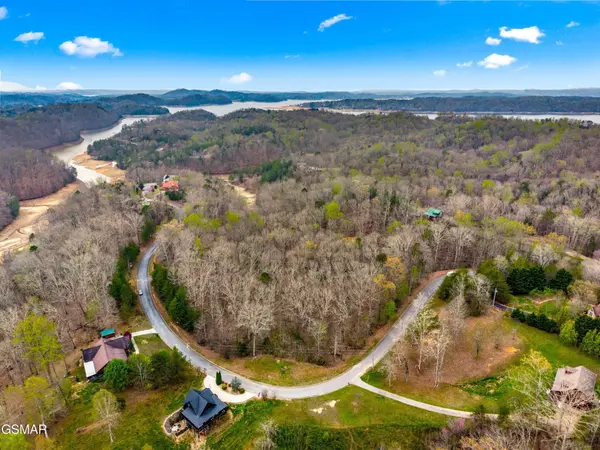 107 Turtle Dove Trail, Dandridge, TN 37725