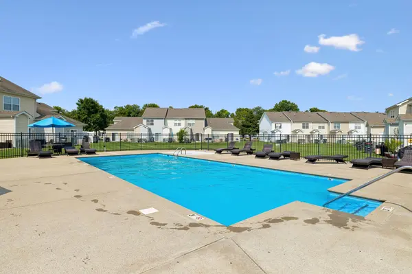 302 Sam Houston Cir, Clarksville, TN 37040
