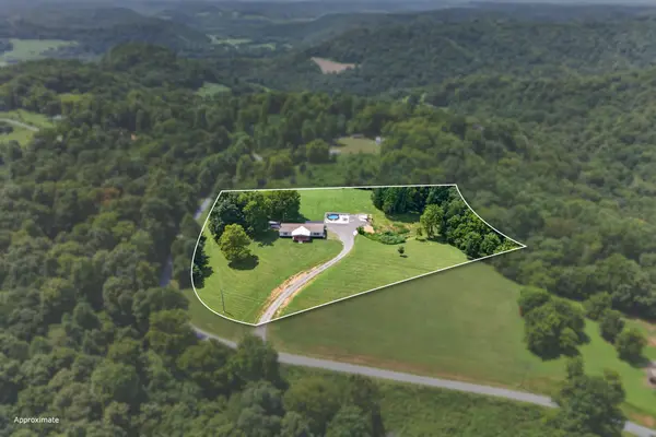 380 Beaver Ln, Gainesboro, TN 38562