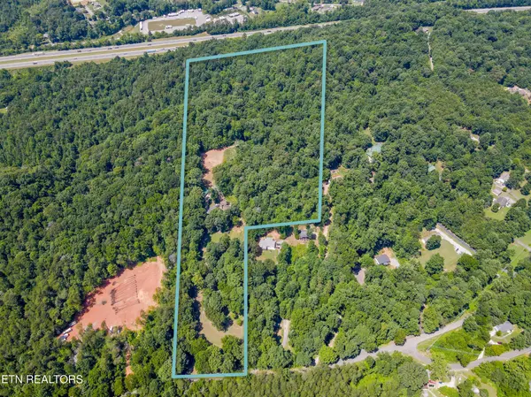 7637 Mcmillan Rd, Knoxville, TN 37914