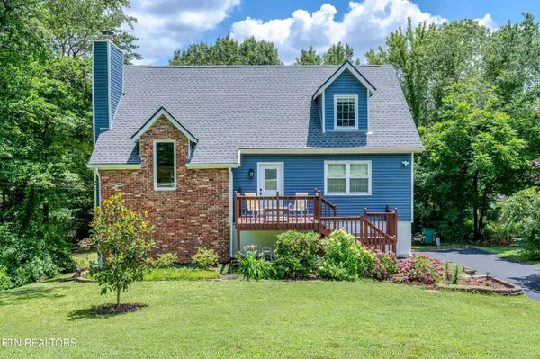10112 Lonesome Pine Drive, Knoxville, TN 37932