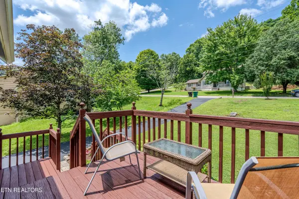 10112 Lonesome Pine Drive, Knoxville, TN 37932