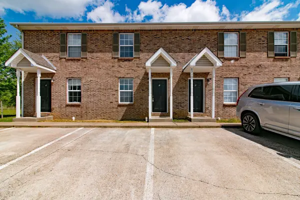 809 Oak Arbor Ct #3, Clarksville, TN 37040