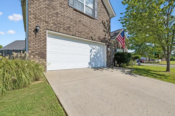 1141 Shire Dr, Antioch, TN 37013