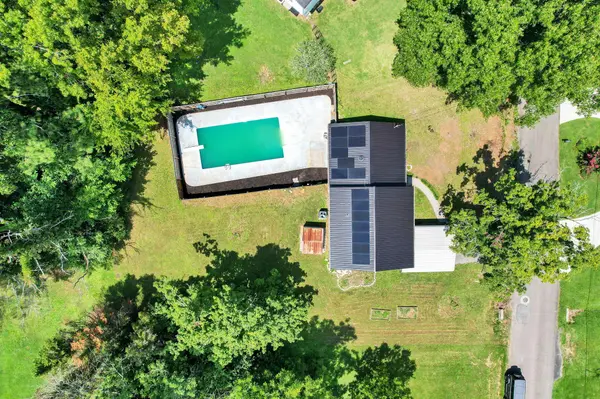 3010 W Lake Drive #NW, Cleveland, TN 37312