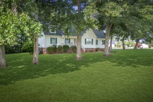 106 Tara Dr, Unionville, TN 37180