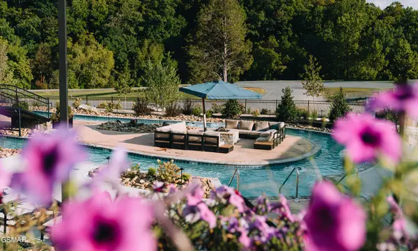 340 Rambling Creek Way, Sevierville, TN 37862