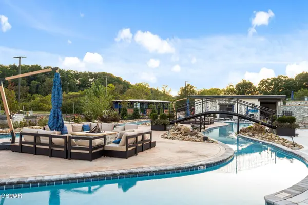 340 Rambling Creek Way, Sevierville, TN 37862