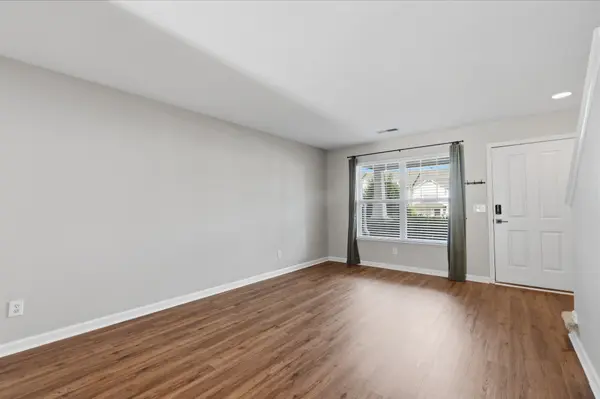 3387 Harpeth Springs Dr, Nashville, TN 37221