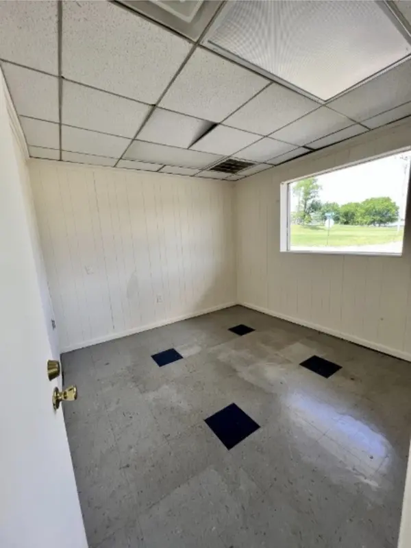 413 Pioneer St, Fayetteville, TN 37334