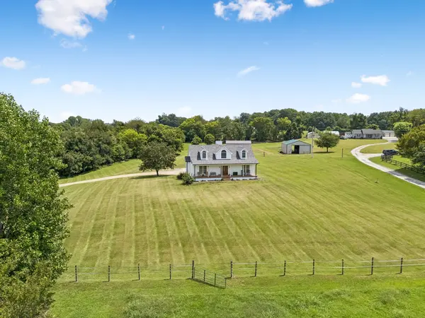 3695 Dobbin Rd, Springfield, TN 37172
