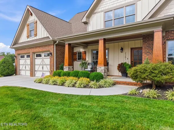 2381 Misty Mountain Circle, Knoxville, TN 37932