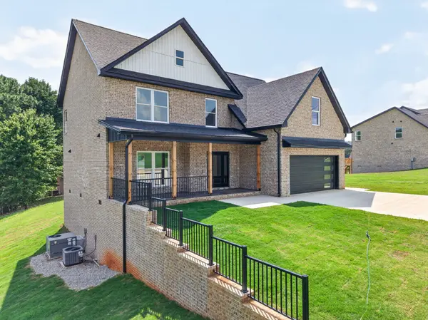 4556 Twin Creeks Dr, Cookeville, TN 38506