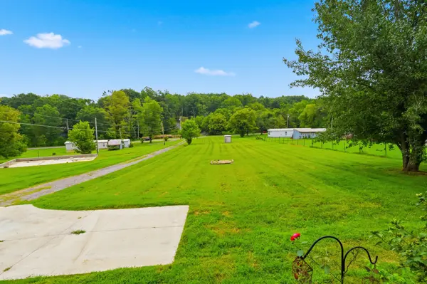 1236 Brandy Hollow Rd, Portland, TN 37148