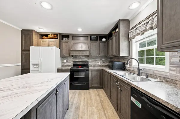 9017 Dallas Ct, Duck River, TN 38454