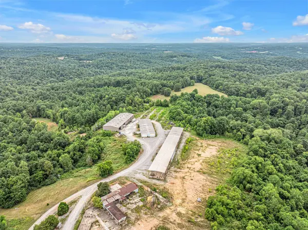 1259 Petty Road, White Bluff, TN 37187