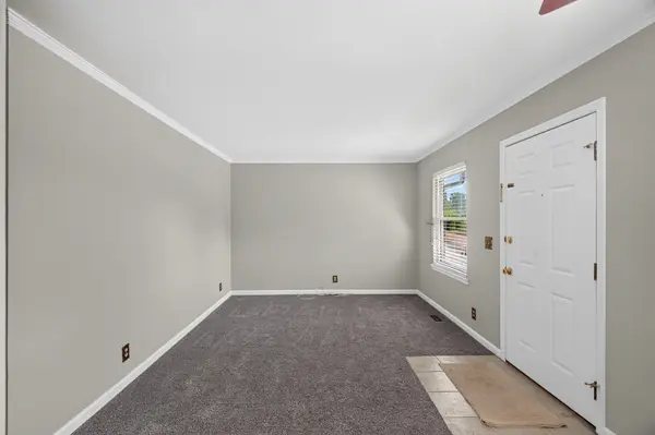808 Apple Dr, Nashville, TN 37211