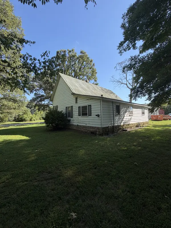 6962 Highway 25 #E, Cross Plains, TN 37049