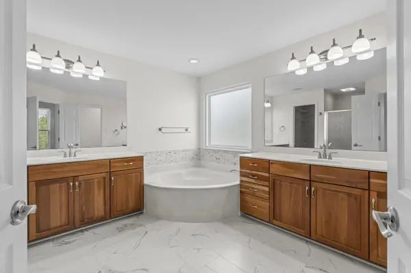 3014 Melbourne Ct #E, Mount Juliet, TN 37122