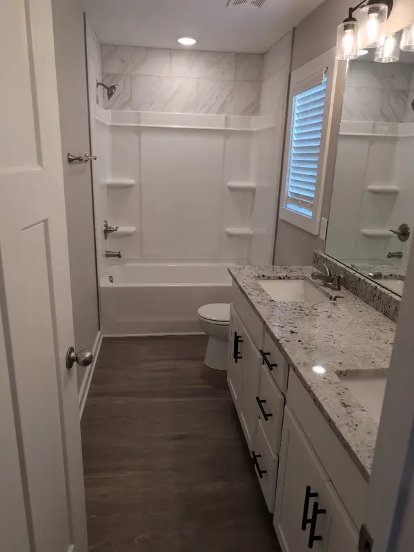 338 Honeycomb Ct, Clarksville, TN 37040