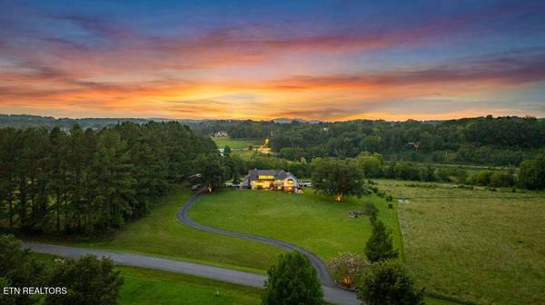 1222 Green Court, Seymour, TN 37865