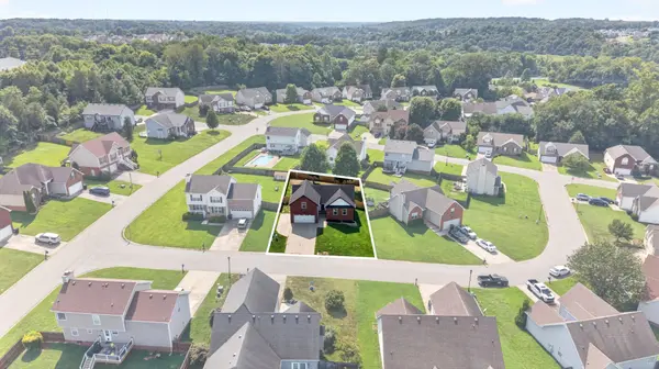 1240 Fossil Dr, Clarksville, TN 37040