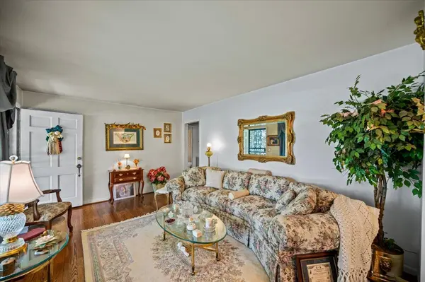 302 Utley Dr, Goodlettsville, TN 37072