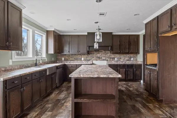 1189 Chicken Creek Rd, Pulaski, TN 38478