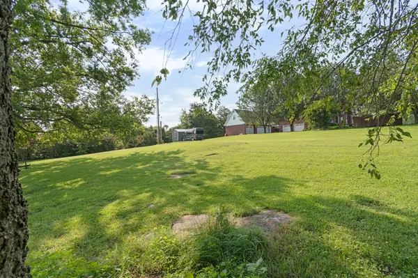 325 N Central Avenue, Watertown, TN 37184