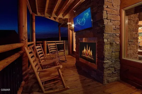 3286 Lonesome Pine Way, Sevierville, TN 37862