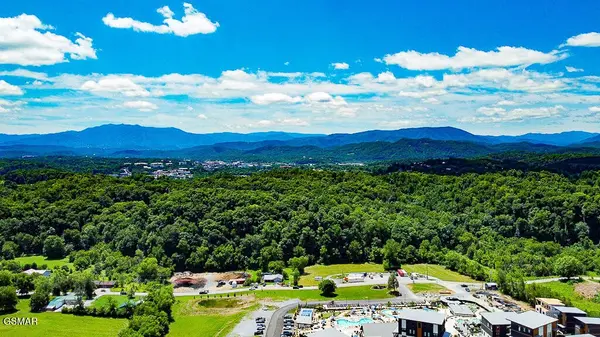 292 Rambling Creek Way, Sevierville, TN 37862