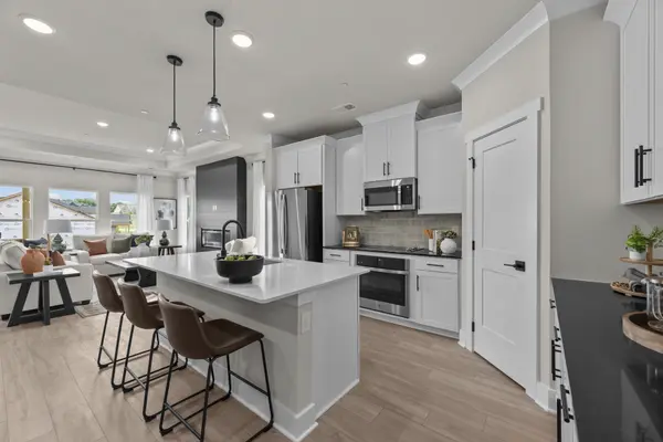 3210 Gravity Drive, Columbia, TN 38401