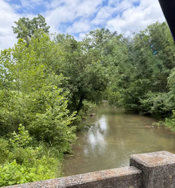 5141 Devers Rd, Southside, TN 37171