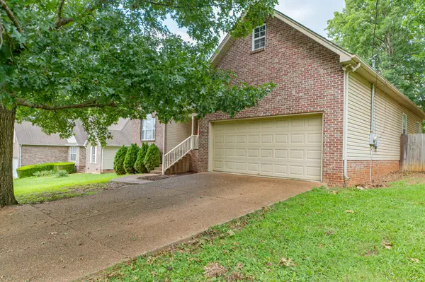 1608 Christi Ave, Chapel Hill, TN 37034