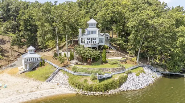 199 LAKESHORE LN, Counce, TN 38326