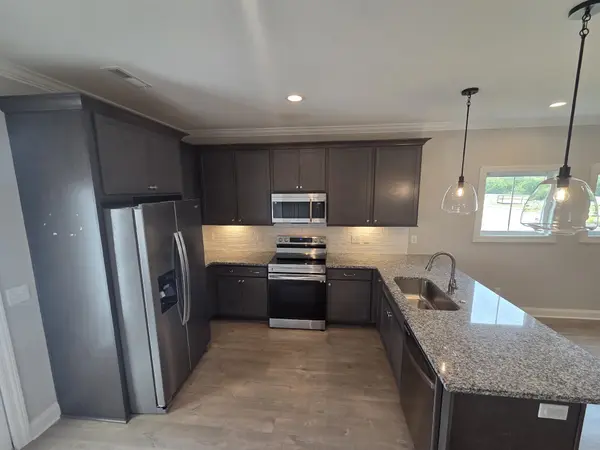 1403 Rebecca Johns Dr, Murfreesboro, TN 37128