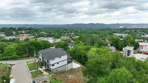6031 Hill Cir, Nashville, TN 37209