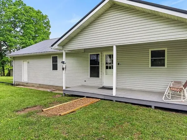 8607 Crossville Hwy, Sparta, TN 38583