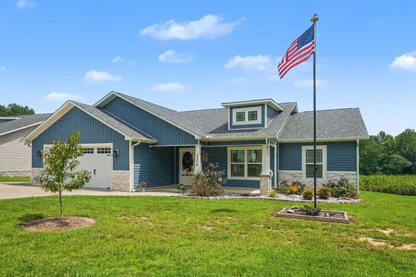 324 Post Oak Rd #E, Camden, TN 38320