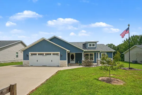 324 Post Oak Rd #E, Camden, TN 38320