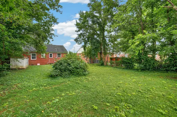 54 Robin Rd, Hopkinsville, KY 42240