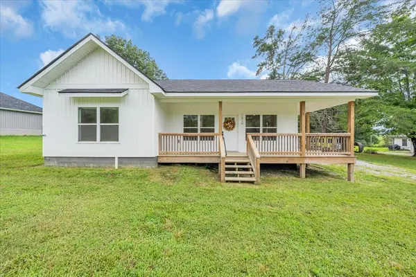 1919 Yager Rd, Mcminnville, TN 37110