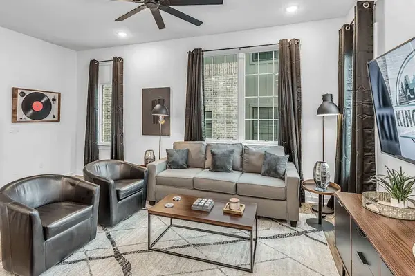738 Douglas Ave ##7, Nashville, TN 37207
