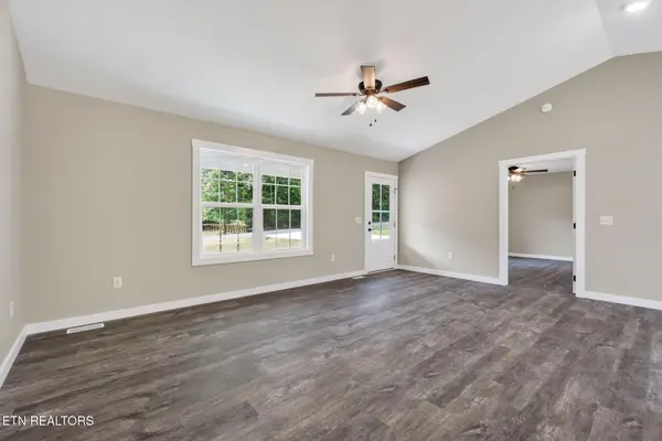 1105 Mohave Drive, Crossville, TN 38572
