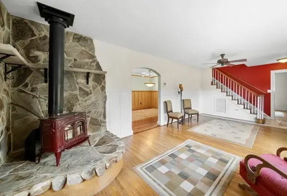 105 Wilson St, Cowan, TN 37318