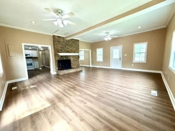 2945 Gospel of Peace Rd, Hopkinsville, KY 42240