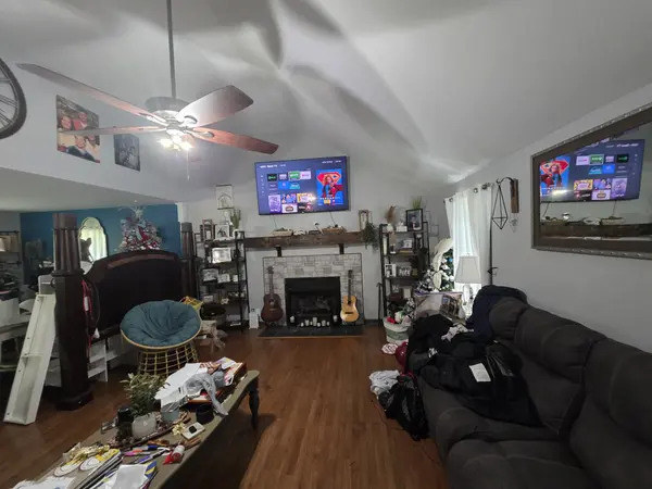 825 Leigh Ann Dr, Clarksville, TN 37042