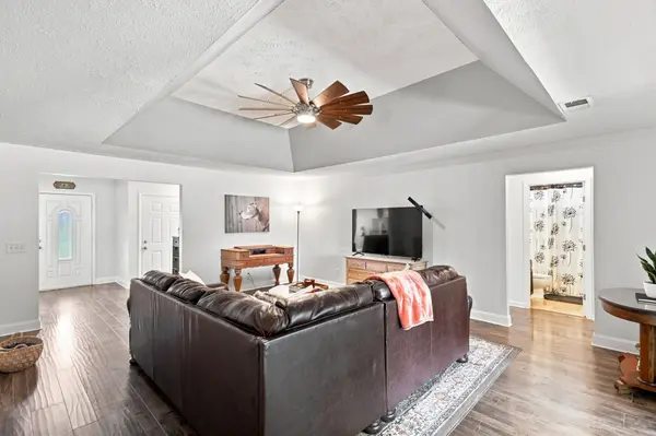 102 Blossom Ct, White House, TN 37188
